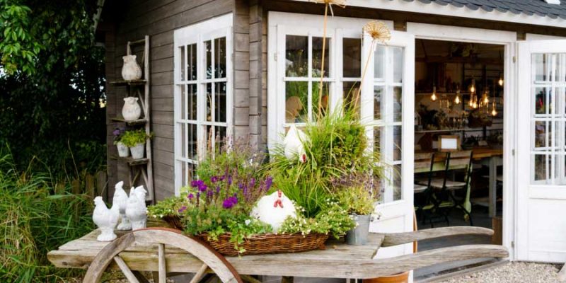 Ein Gartenhaus mit Elektrizität ausstatten